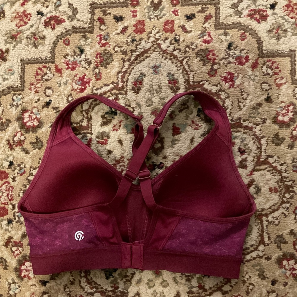 Target Sports Bra - Picture 2 of 2